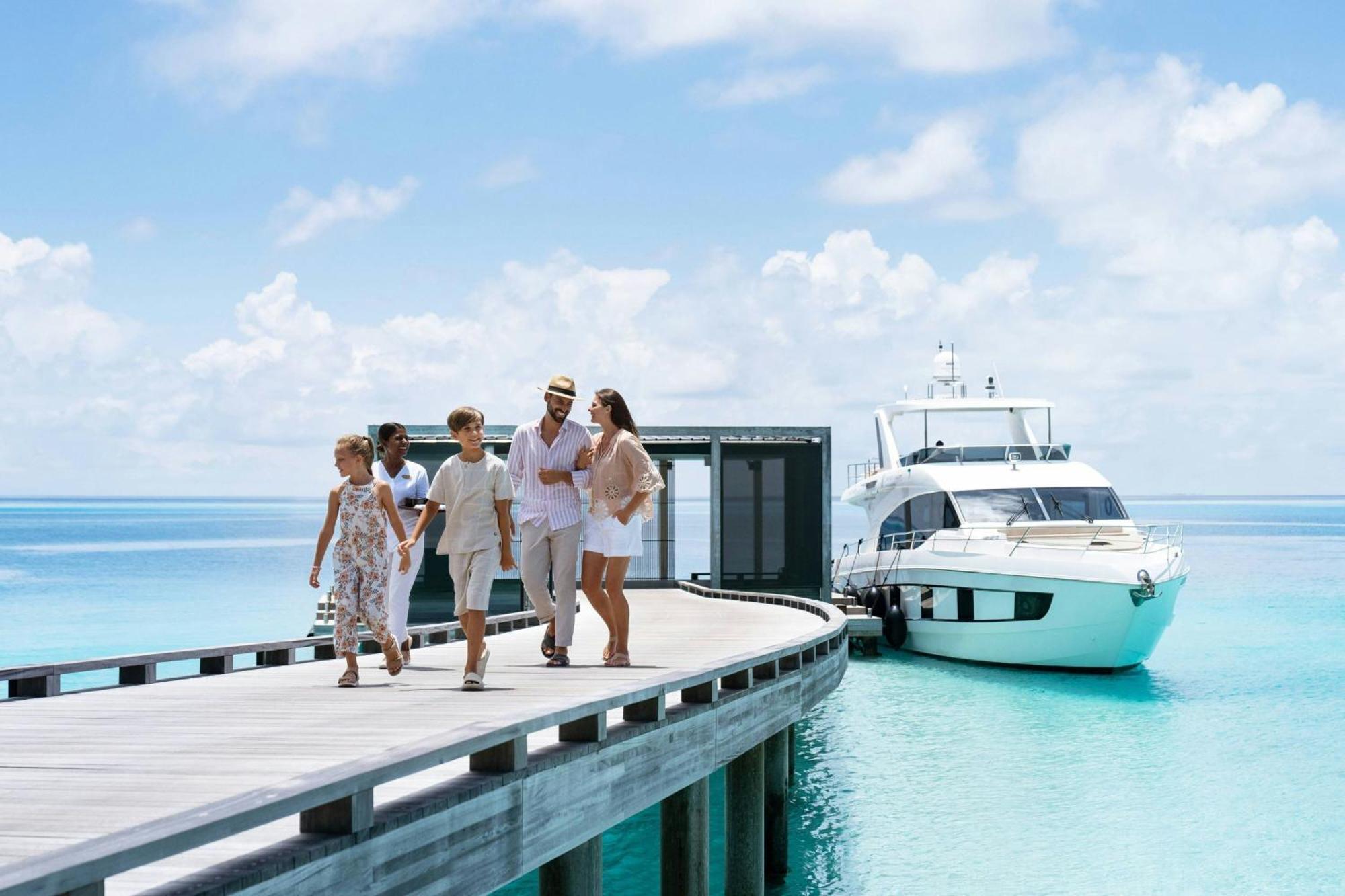 ホテル The Ritz-Carlton Maldives, Fari Islands Gaafaru エクステリア 写真